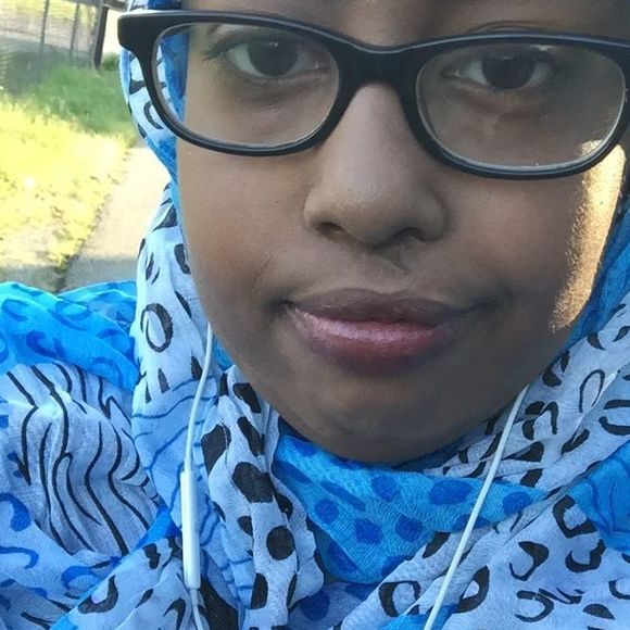 Meet your Posher, Samira - Picture 1 of 1